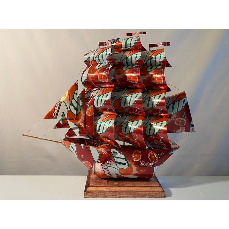 7UP Cherry Soda Can Ship