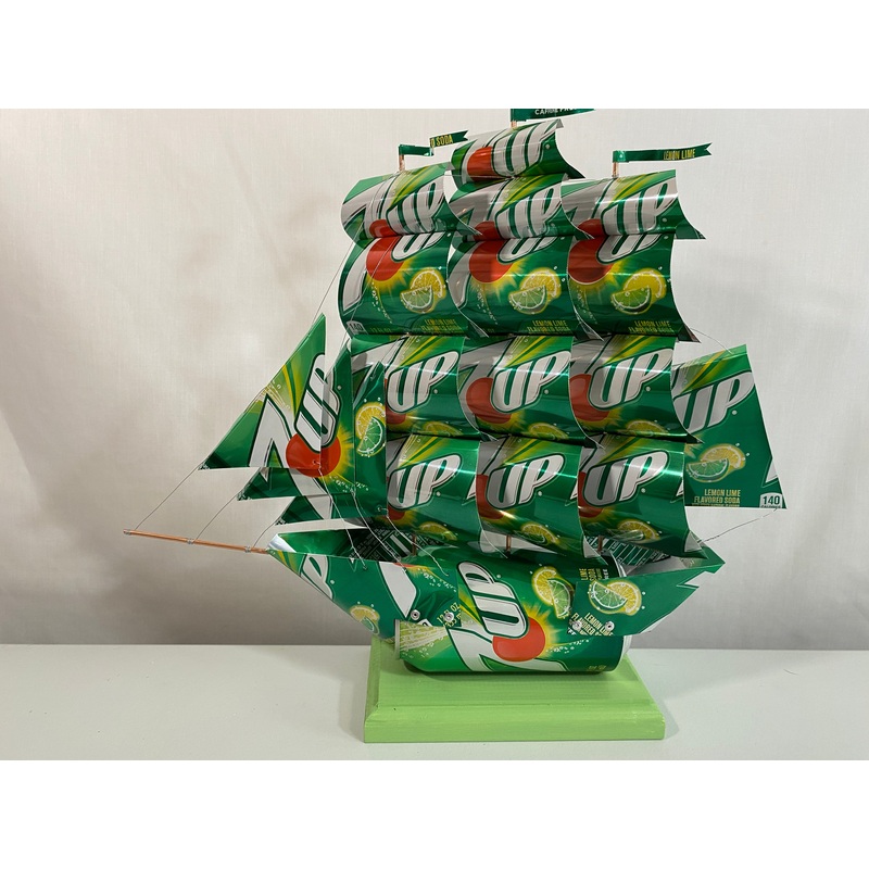 7UP Soda Can Ship